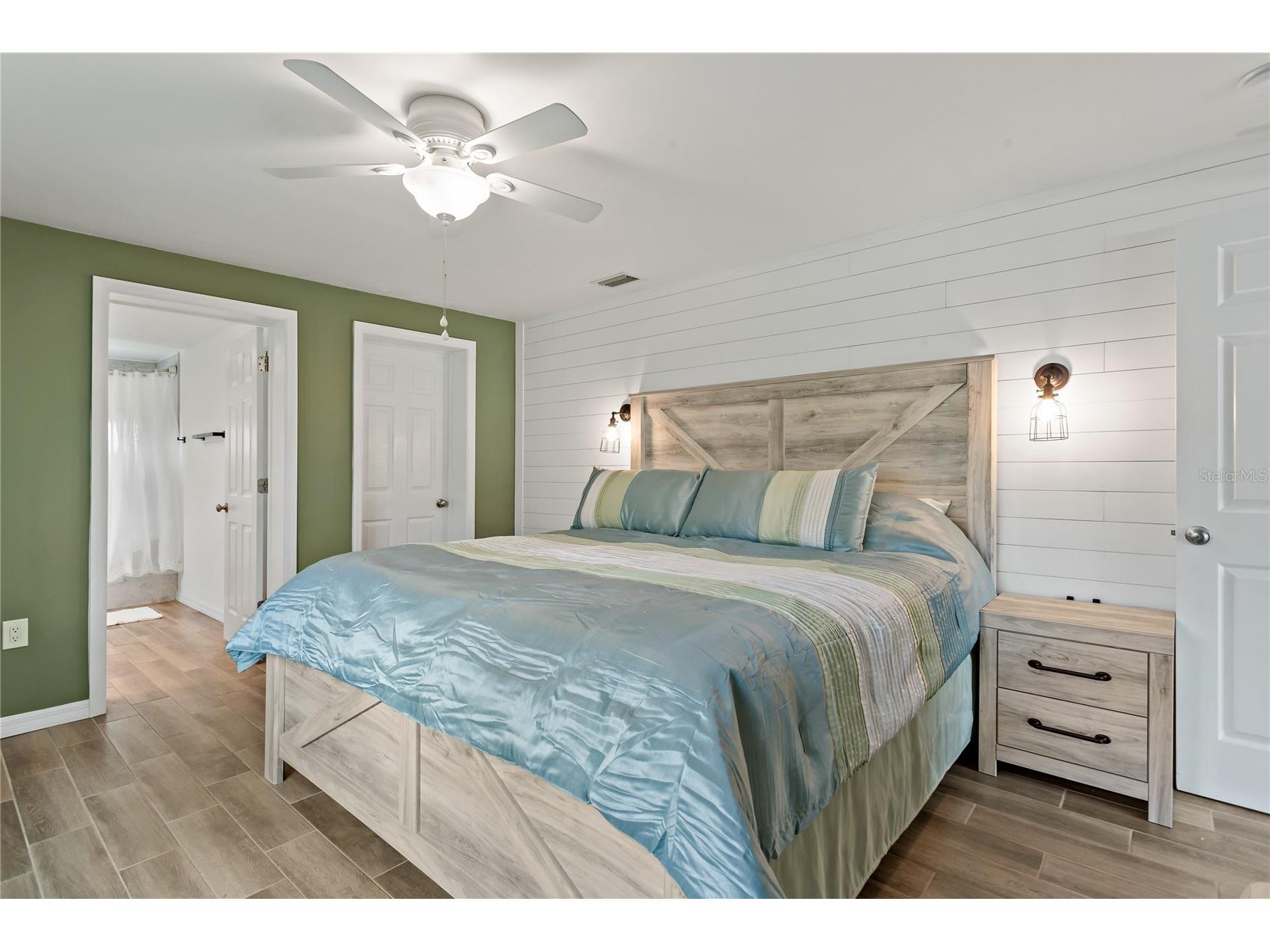 1675 Blakemore Lane Sarasota FL 34231 A4689240 image19