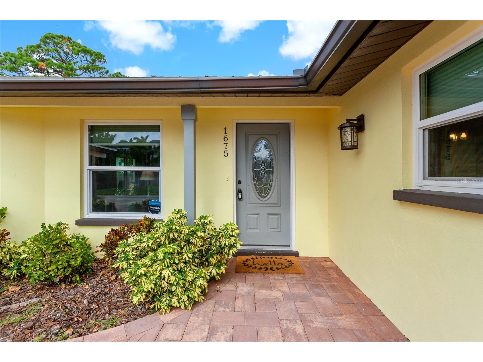 1675 Blakemore Lane Sarasota FL 34231 A4689240 image2