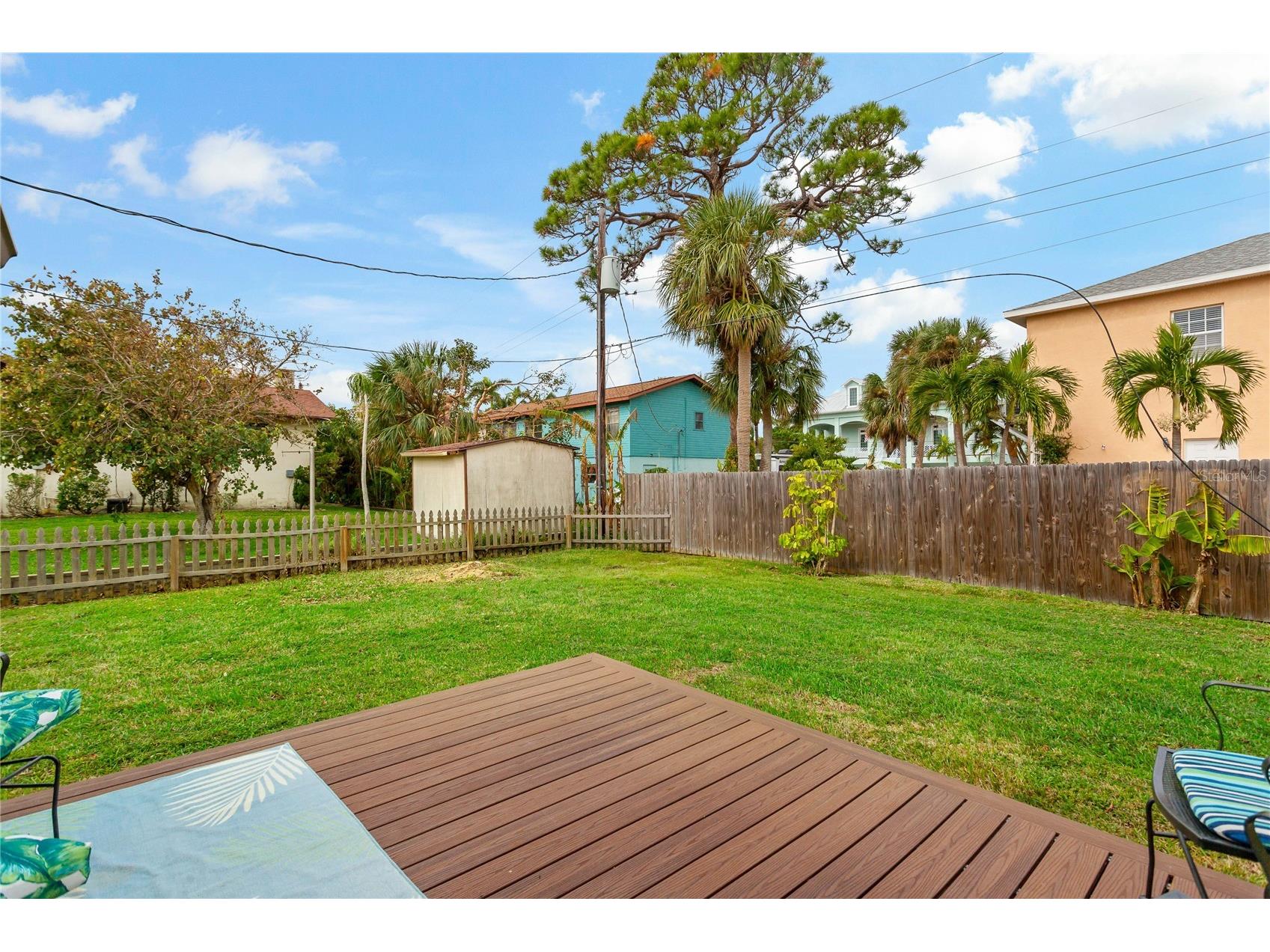 1675 Blakemore Lane Sarasota FL 34231 A4689240 image6