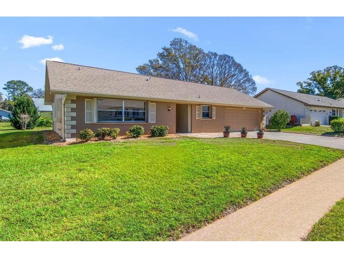 1675 E Dorchester Court Palm Harbor FL 34684 - LAKE TARPON U8230837 image1