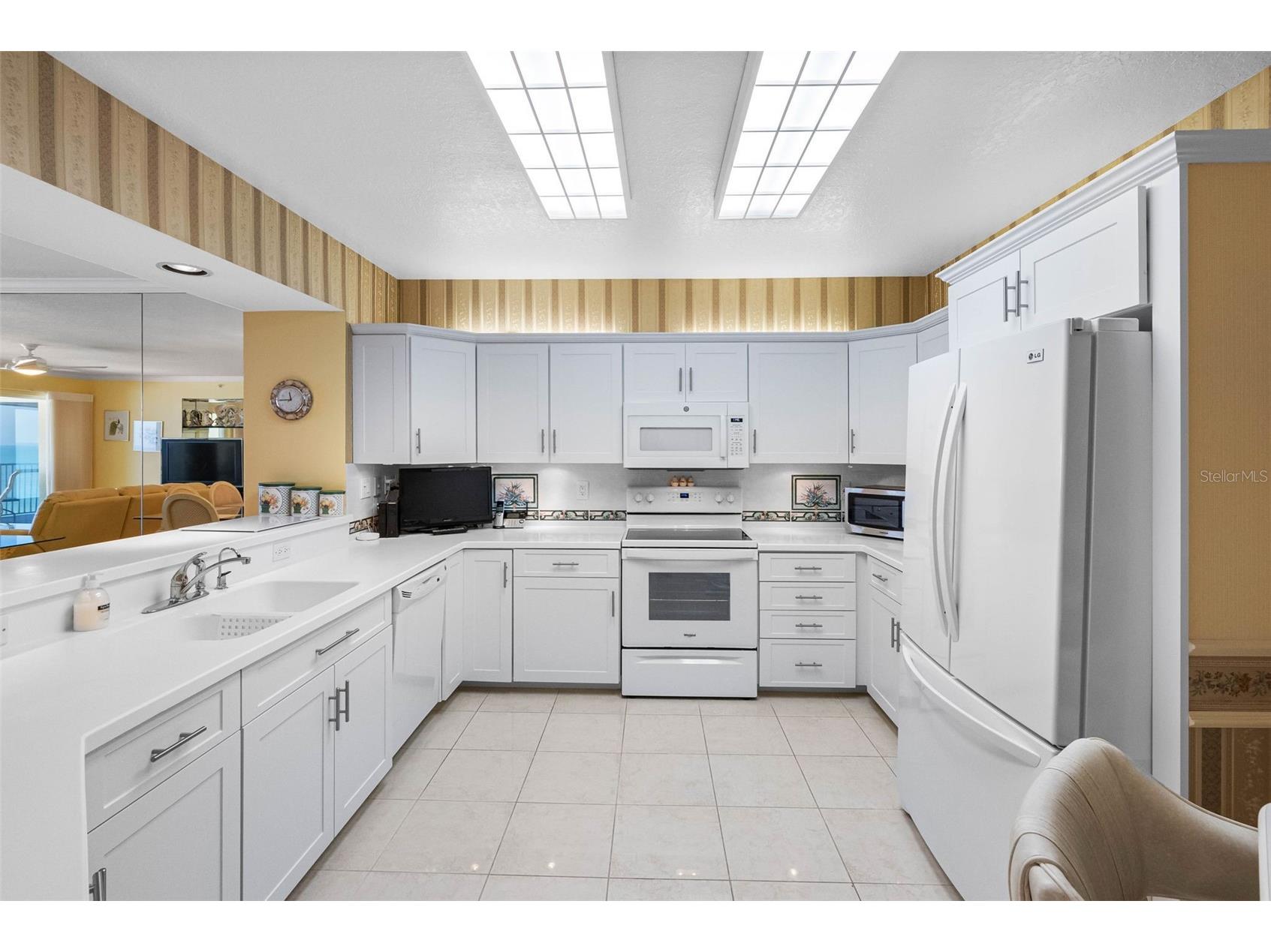 16750 Gulf Boulevard #414 North Redington Beach FL 33708 TB8490866 image45