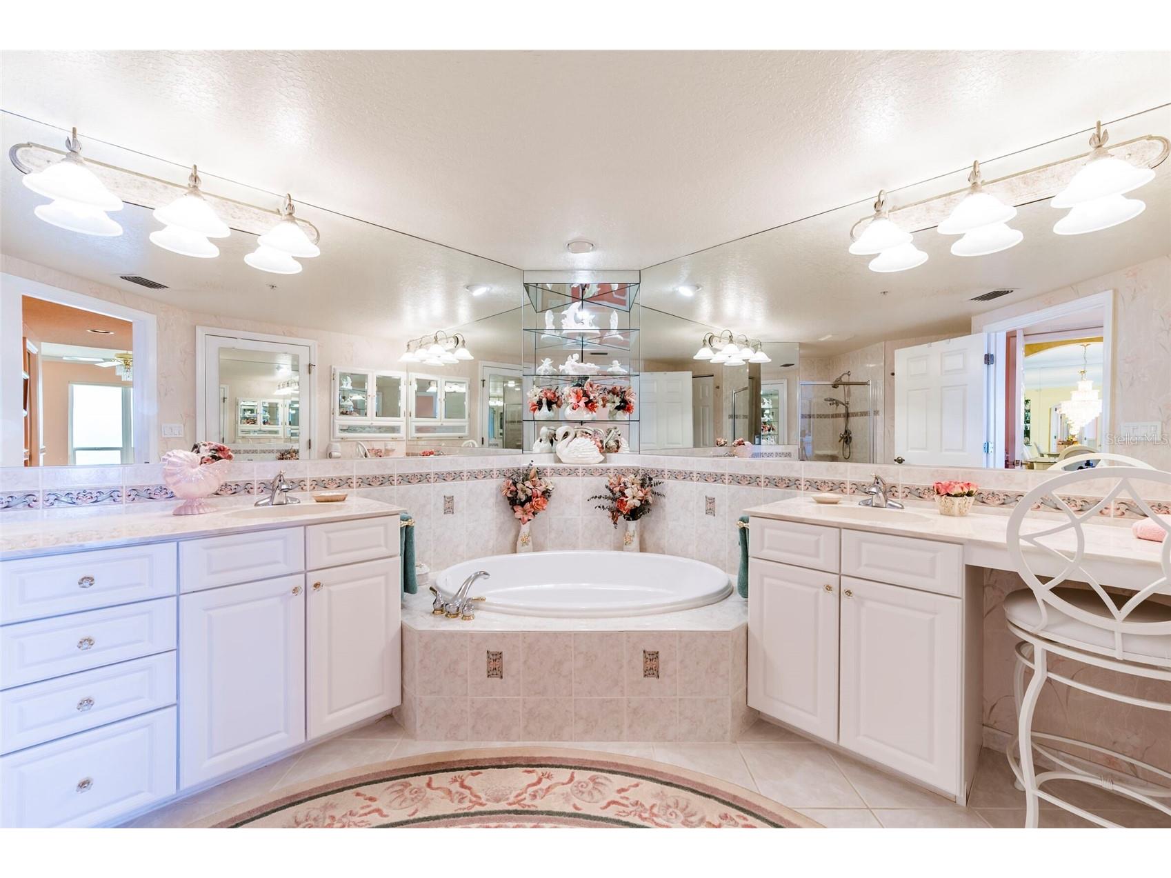 16750 Gulf Boulevard #414 North Redington Beach FL 33708 TB8525839 image24