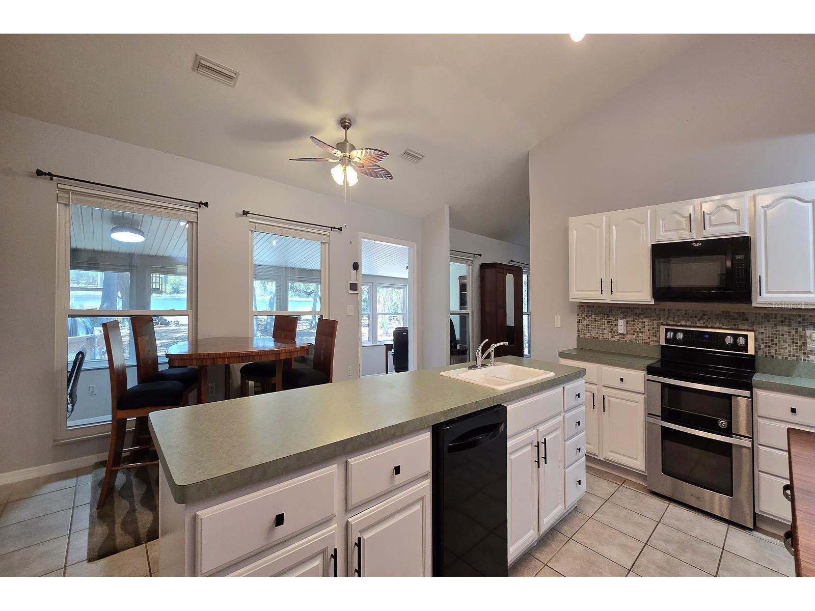 16758 SE 181st Terrace Weirsdale FL 32195 G5106593 image11