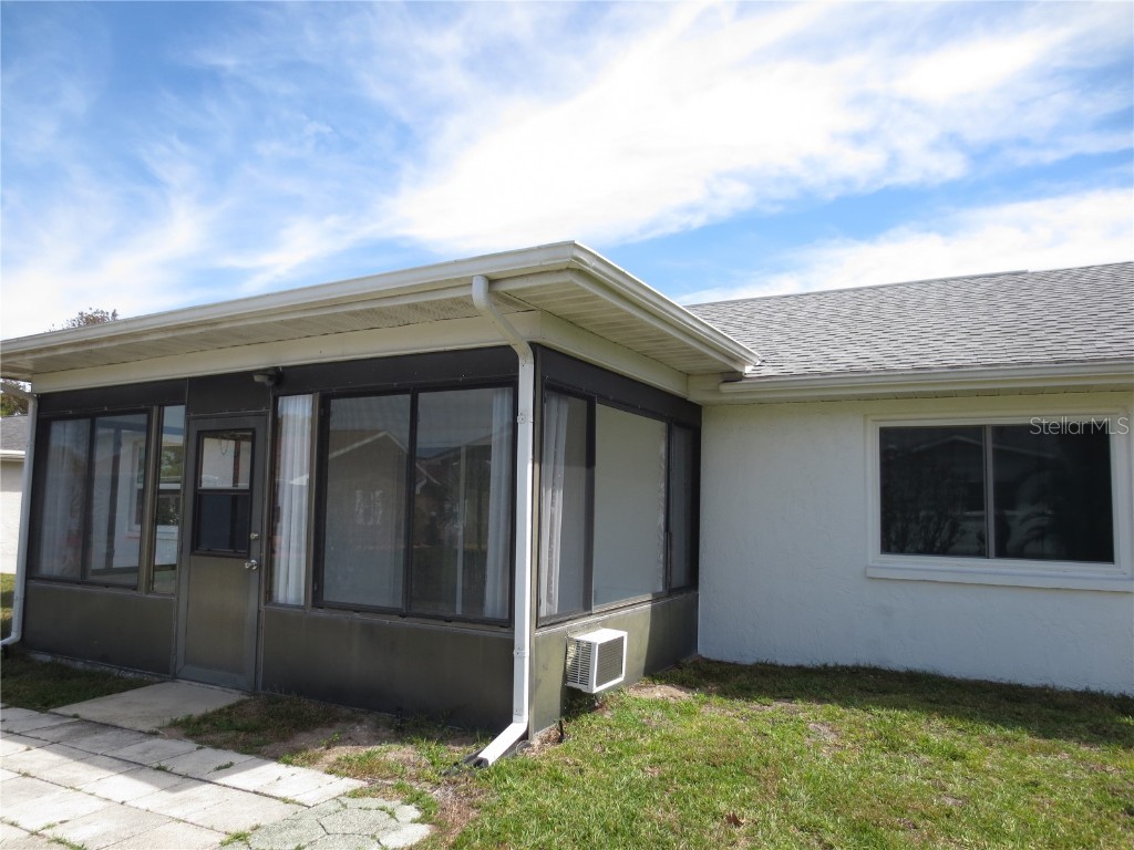 1676 Caledonia Drive Palm Harbor FL 34684 TB8414525 image27