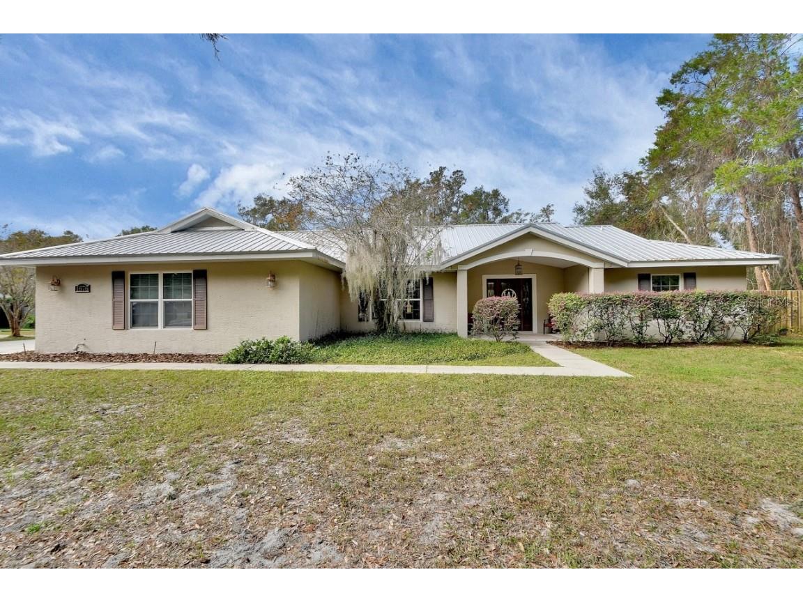 1676 N Stone Street Deland FL 32720 V4939855 image1