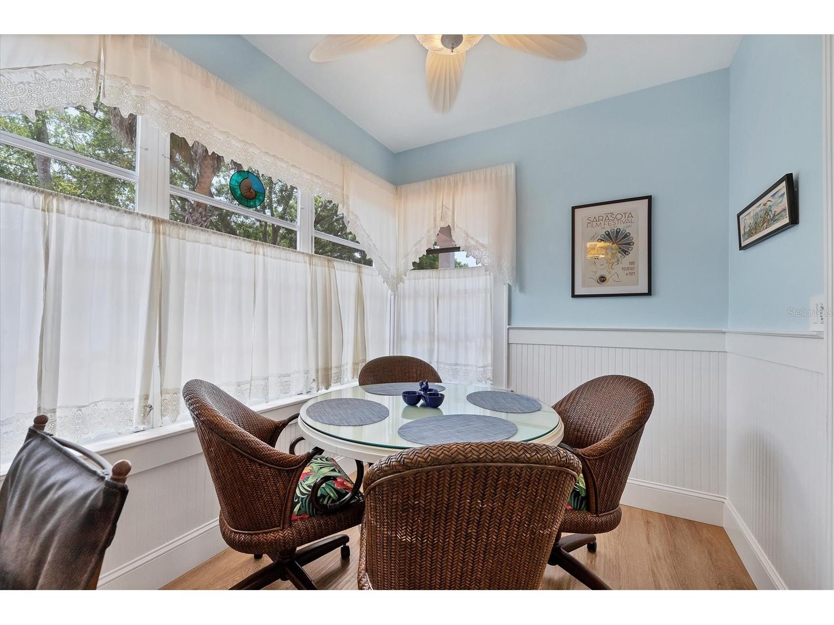 1676 Oak Street Sarasota FL 34236 A4692850 image13