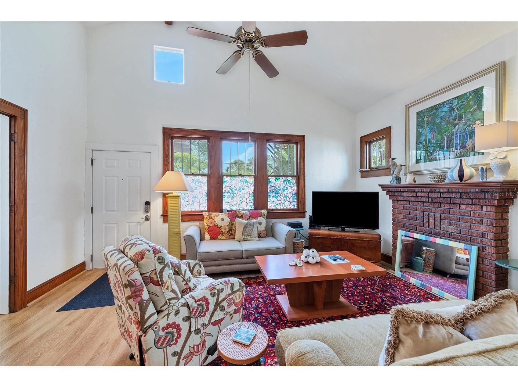 1676 Oak Street Sarasota FL 34236 A4692850 image7