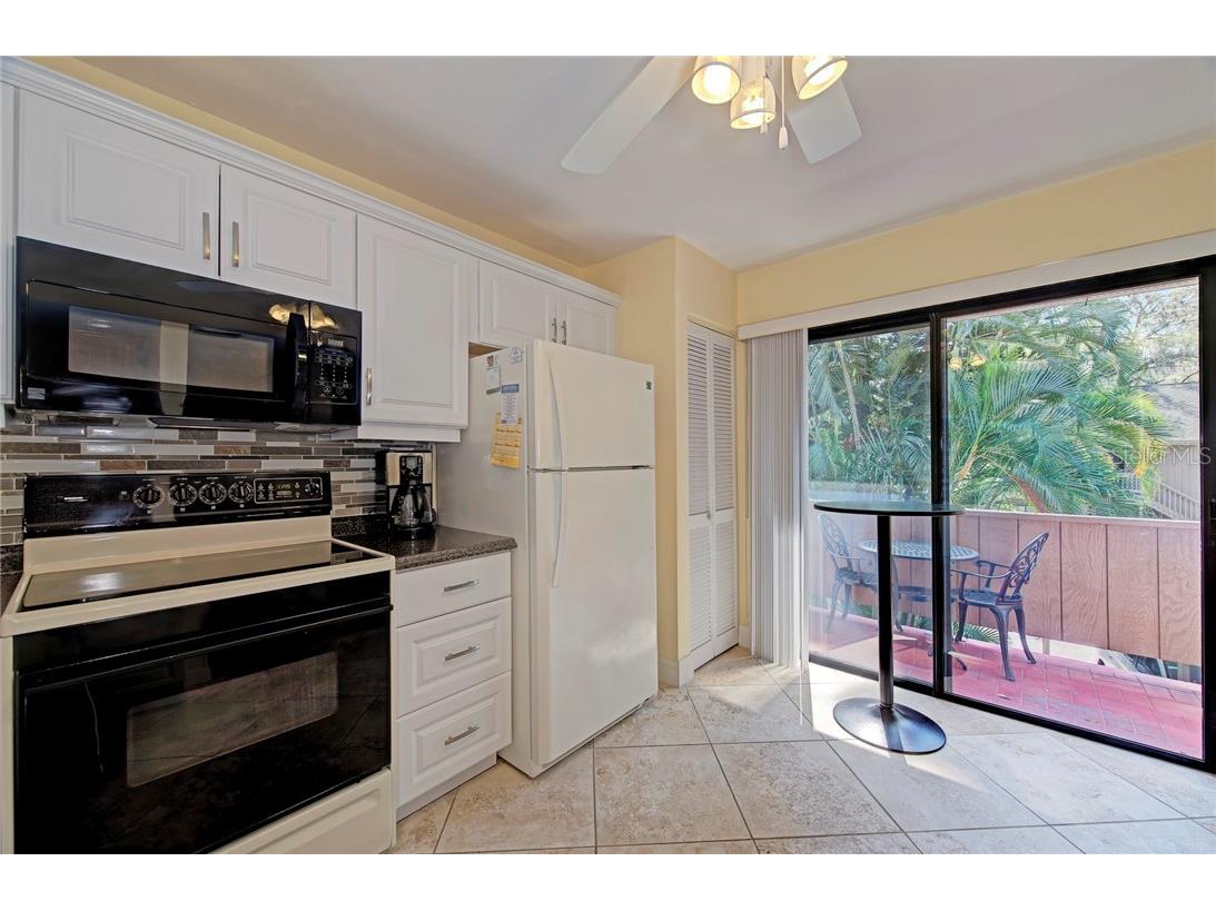 1677 Brookhouse Circle #BR223 Sarasota FL 34231 A4454242 image15