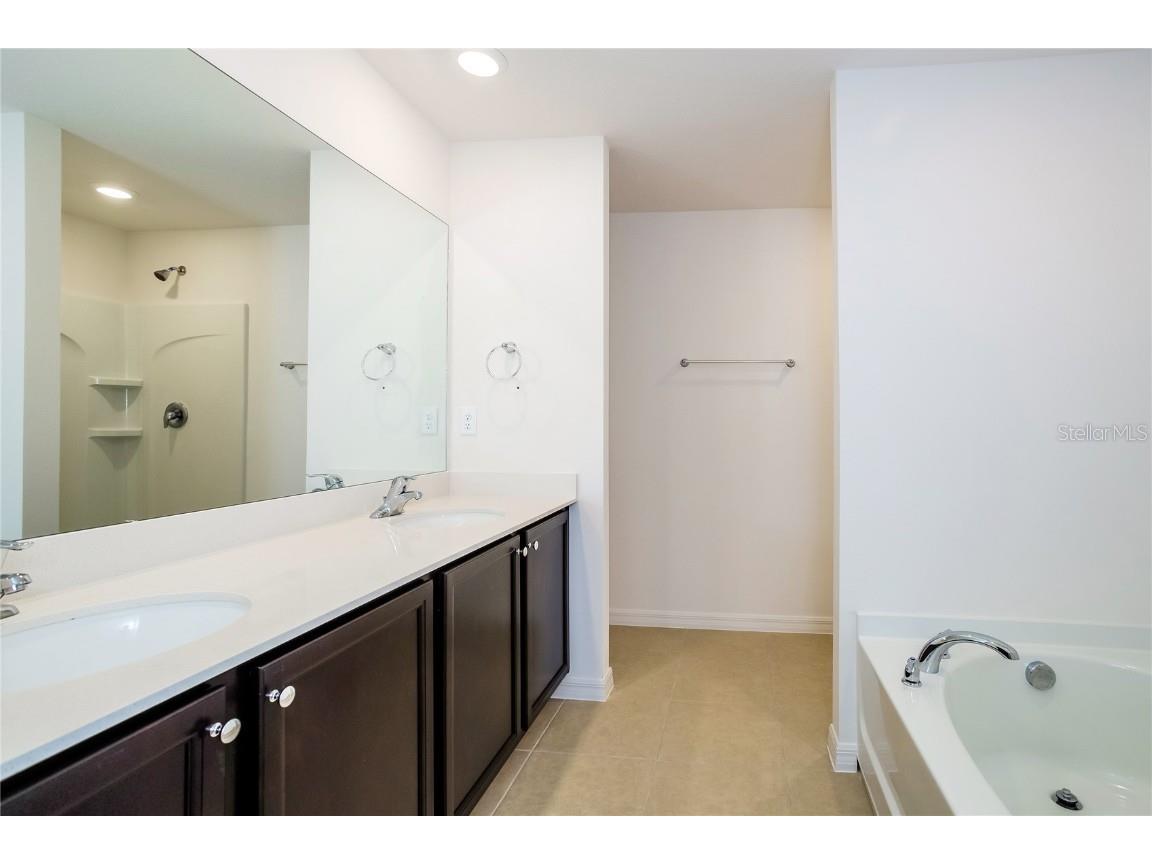 1677 Hideaway Flat Street Mascotte FL 34753 O6346388 image9