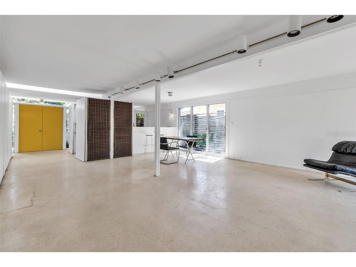 1677 Hyde Park Street Sarasota FL 34239 A4653382 image21