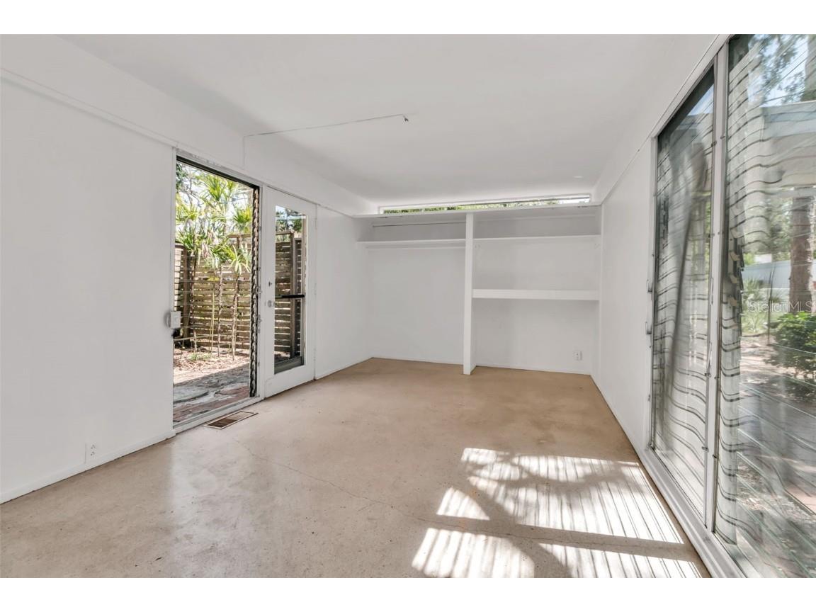 1677 Hyde Park Street Sarasota FL 34239 A4653382 image23