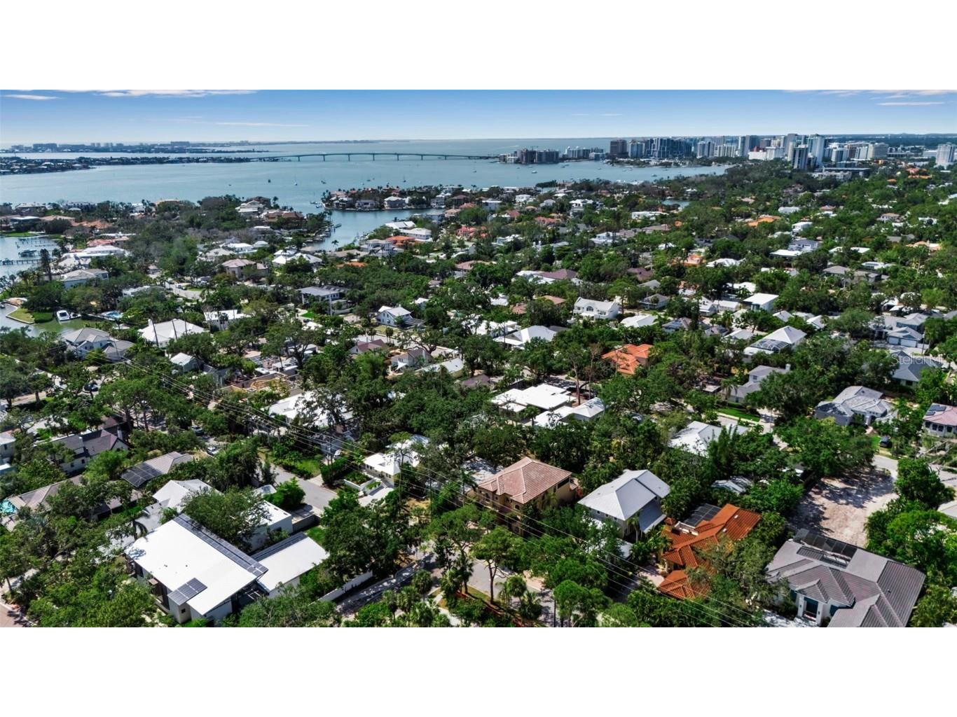 1677 Hyde Park Street Sarasota FL 34239 A4653382 image31