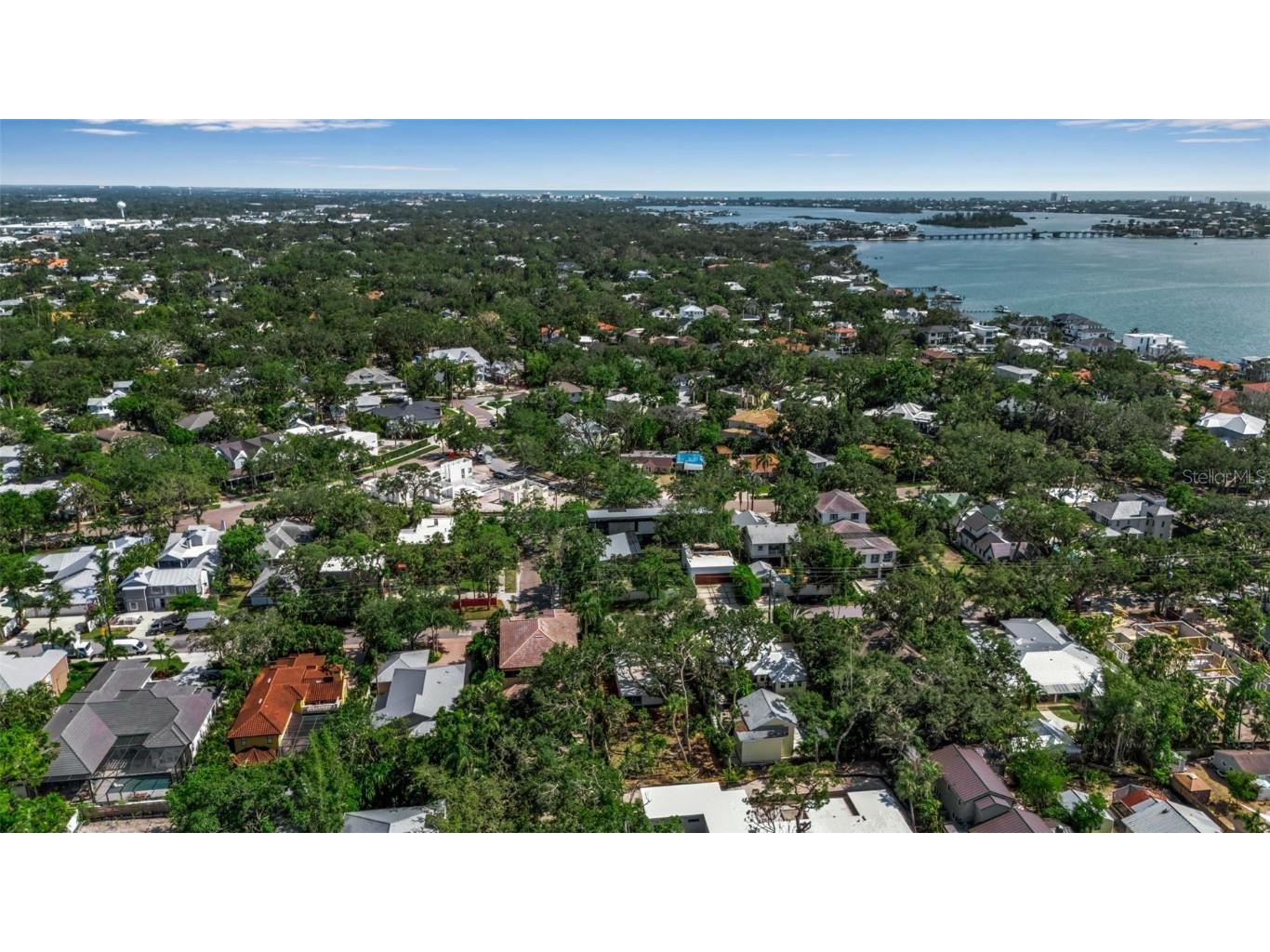 1677 Hyde Park Street Sarasota FL 34239 A4653382 image33