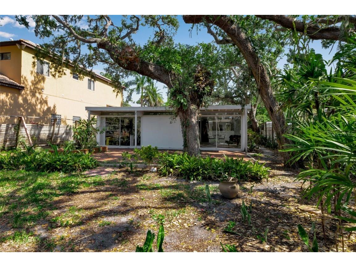 1677 Hyde Park Street Sarasota FL 34239 A4653382 image6