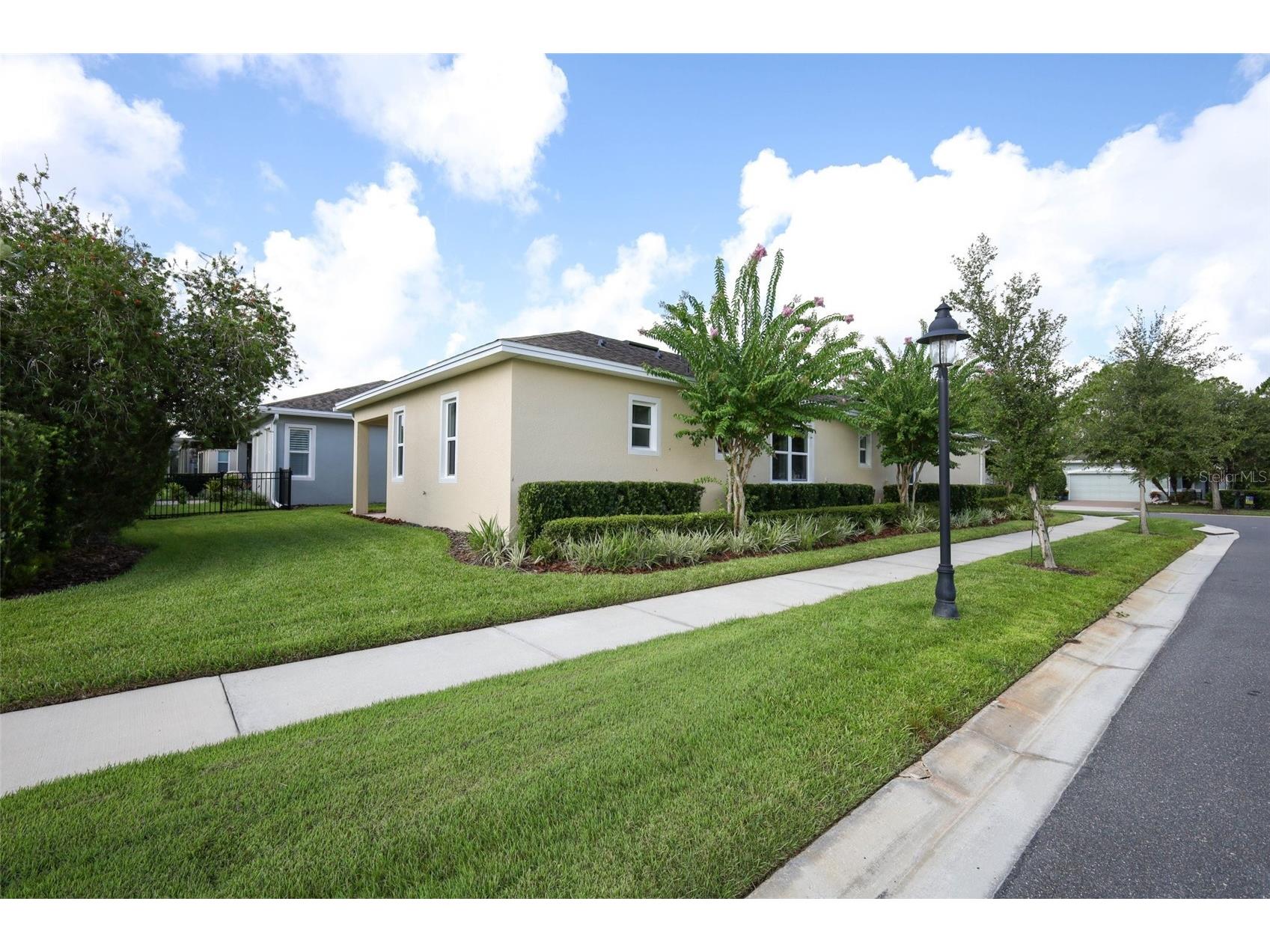1677 Victoria Gardens Drive Deland FL 32724 O6331891 image37