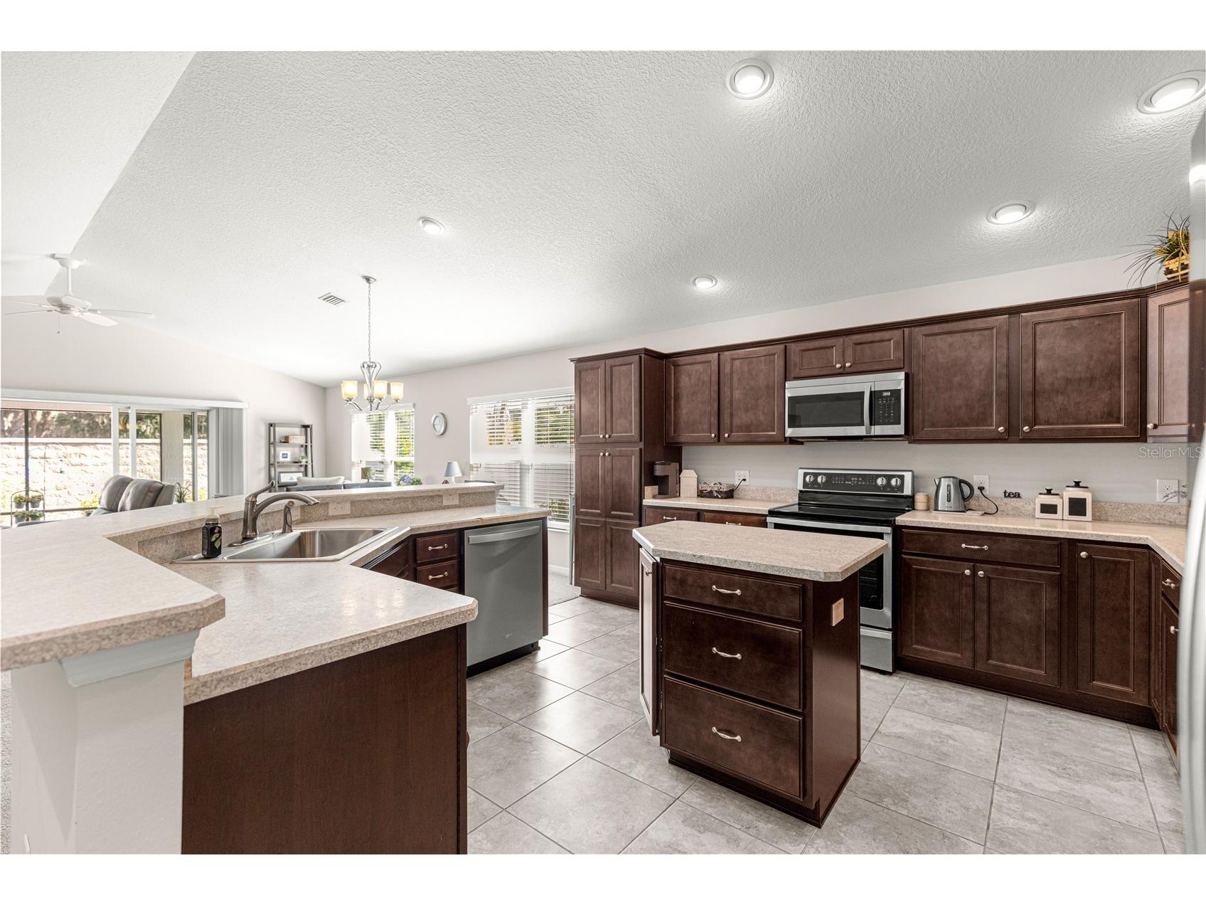 16777 SE 74 Soulliere Avenue The Villages FL 32162 OM716081 image19