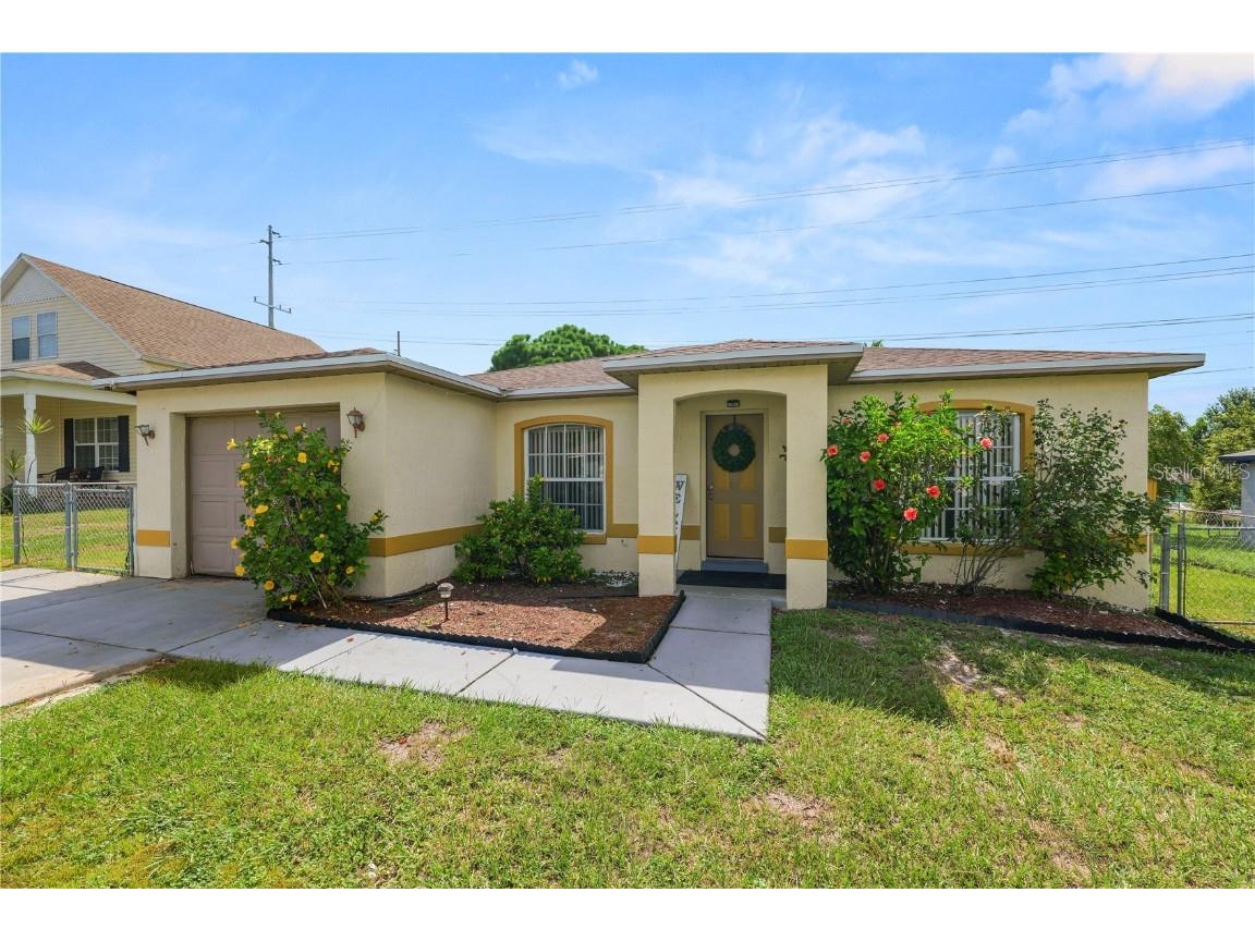 1678 Blossom Circle W Lakeland FL 33805 L4954797 image1