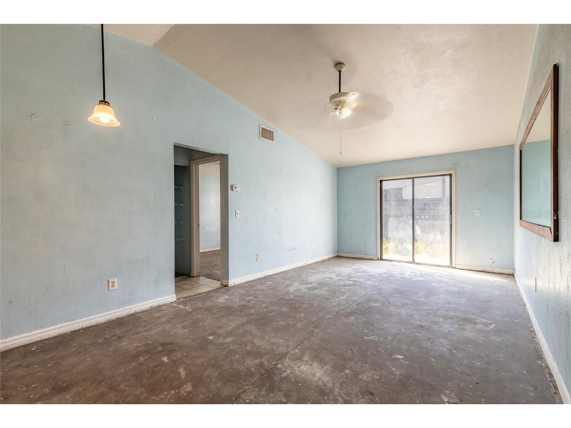 1678 Espanola Avenue Daytona Beach FL 32117 O6359820 image4