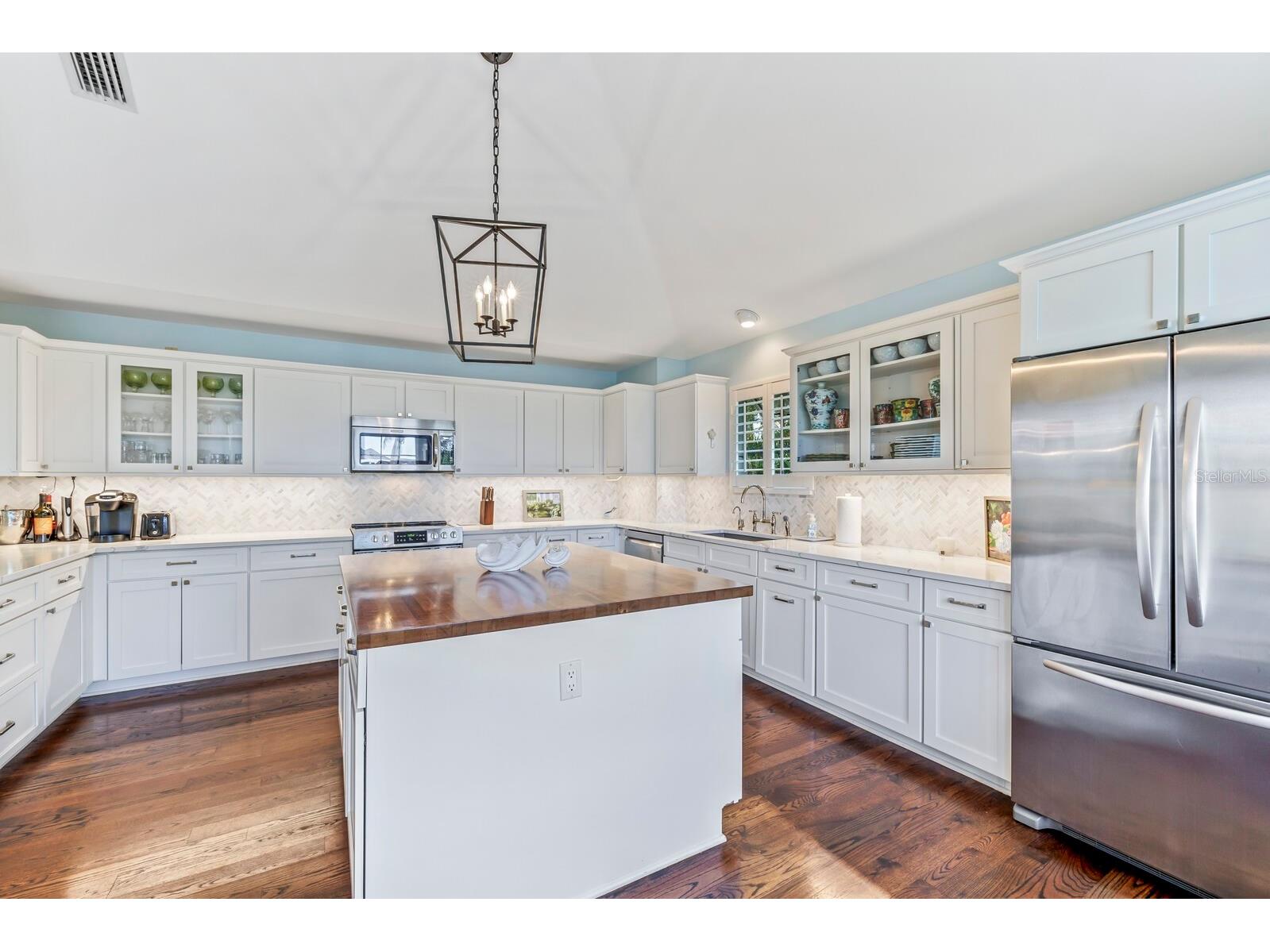 1678 Jose Gaspar Drive Boca Grande FL 33921 - CHARLOTTE HARBOR D6146203 image15