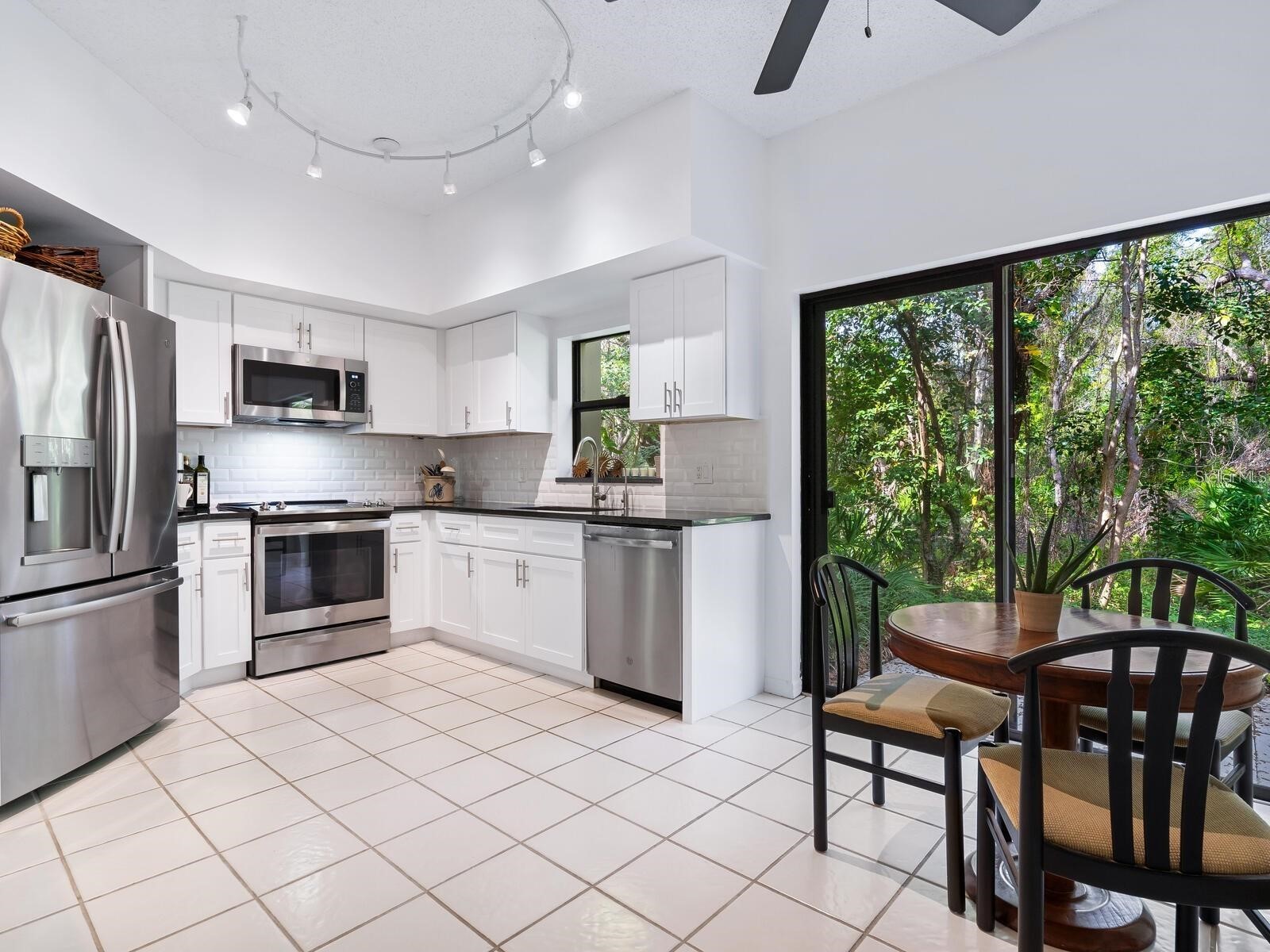 1678 Starling Drive #102 Sarasota FL 34231 A4678531 image10