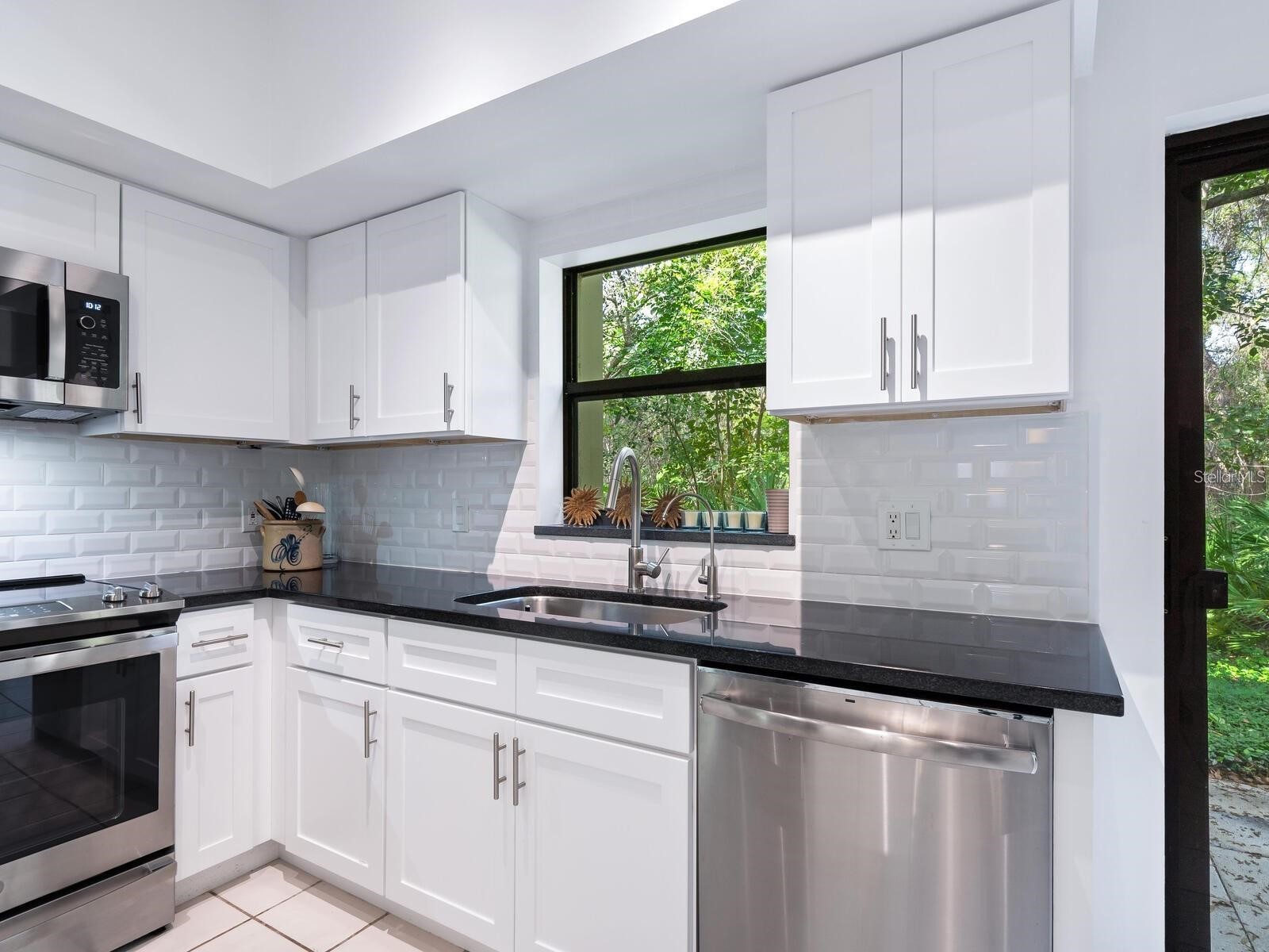 1678 Starling Drive #102 Sarasota FL 34231 A4678531 image9