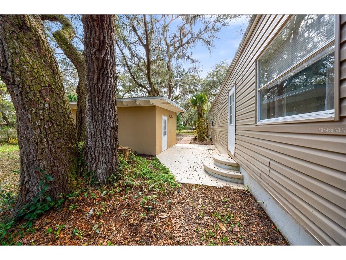 16789 SE 8th Place Silver Springs FL 34488 OM717674 image28