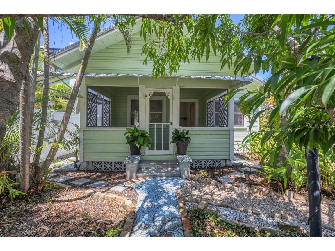 1679 Arlington Street Sarasota FL 34239 A4645254 image2