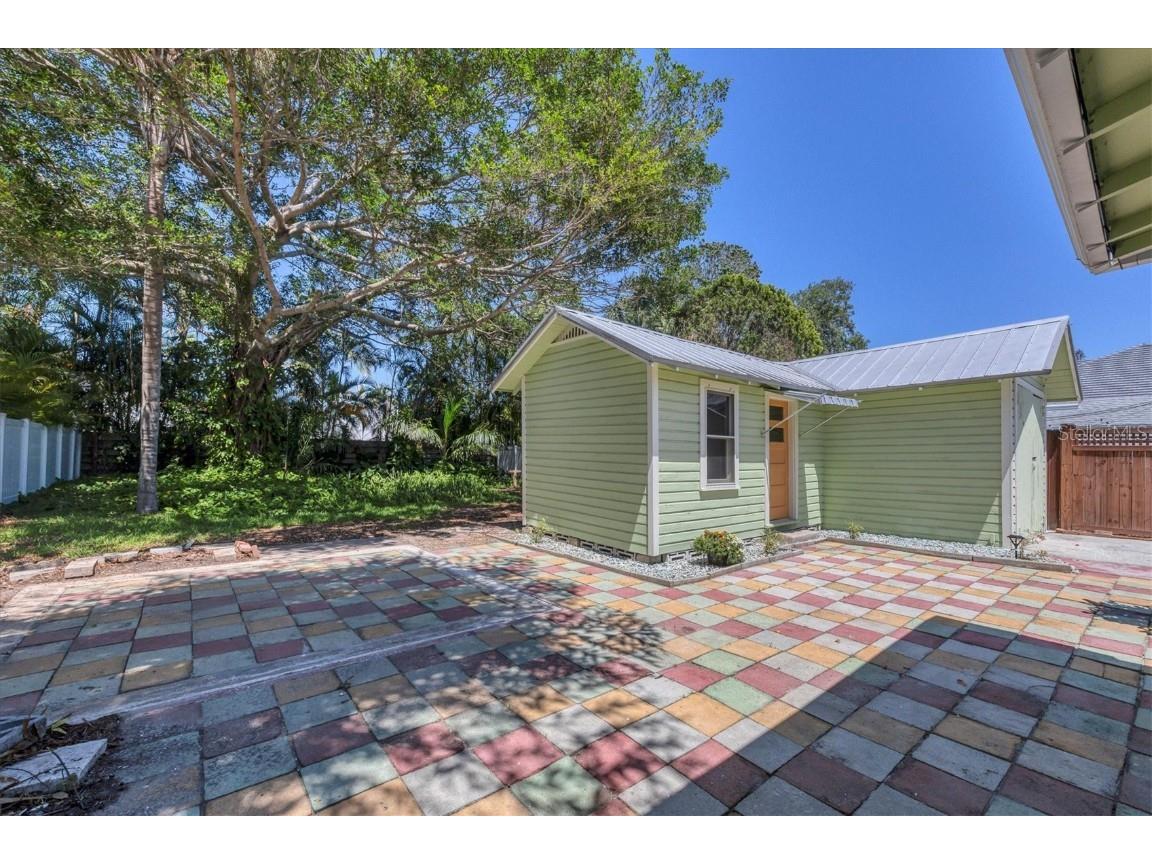 1679 Arlington Street Sarasota FL 34239 A4645254 image27