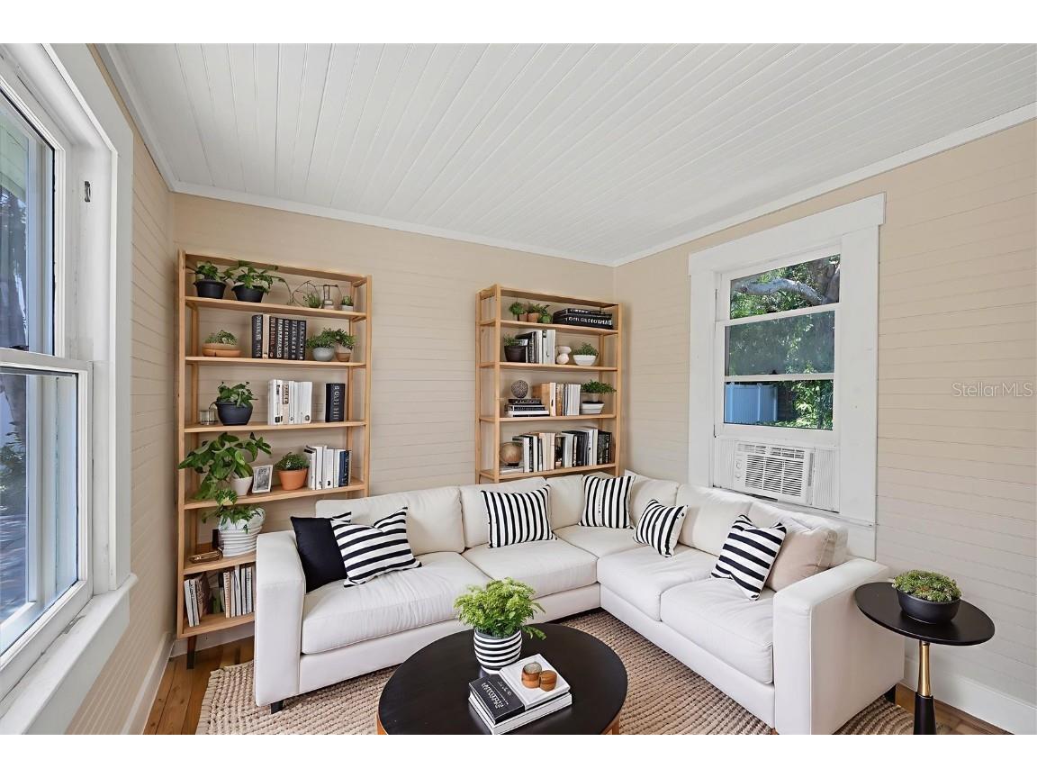 1679 Arlington Street Sarasota FL 34239 A4645254 image29