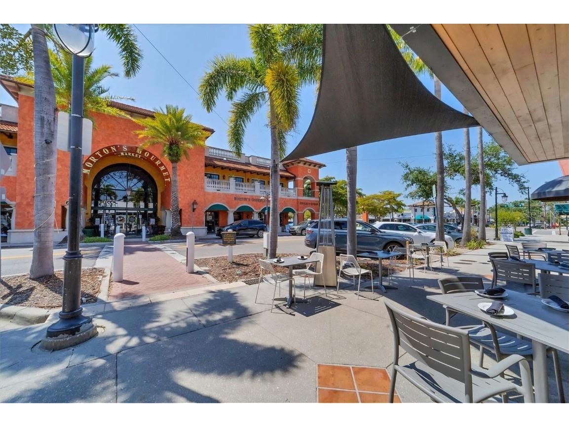 1679 Arlington Street Sarasota FL 34239 A4645254 image37