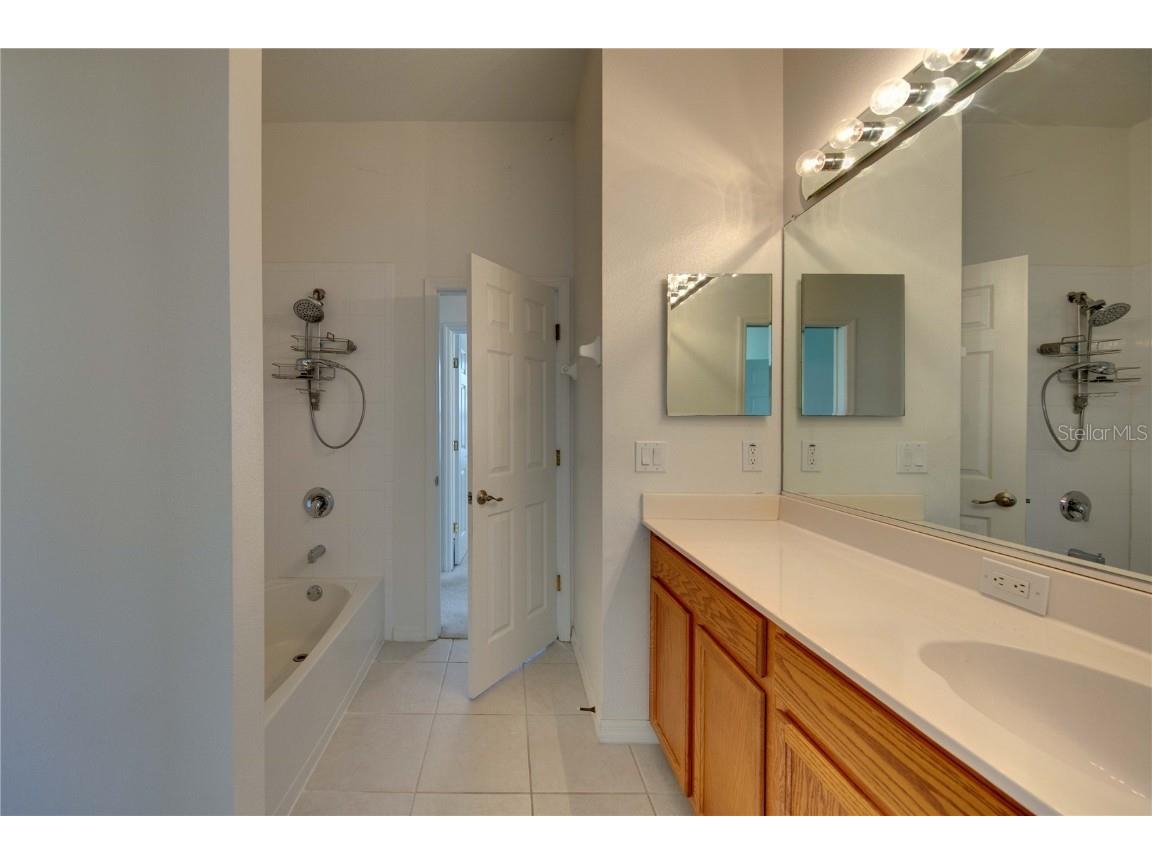 1679 Pinyon Pine Drive Sarasota FL 34240 TB8450617 image10