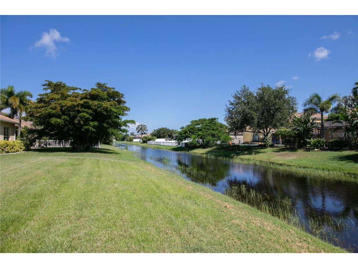 1679 Pinyon Pine Drive Sarasota FL 34240 TB8450617 image31