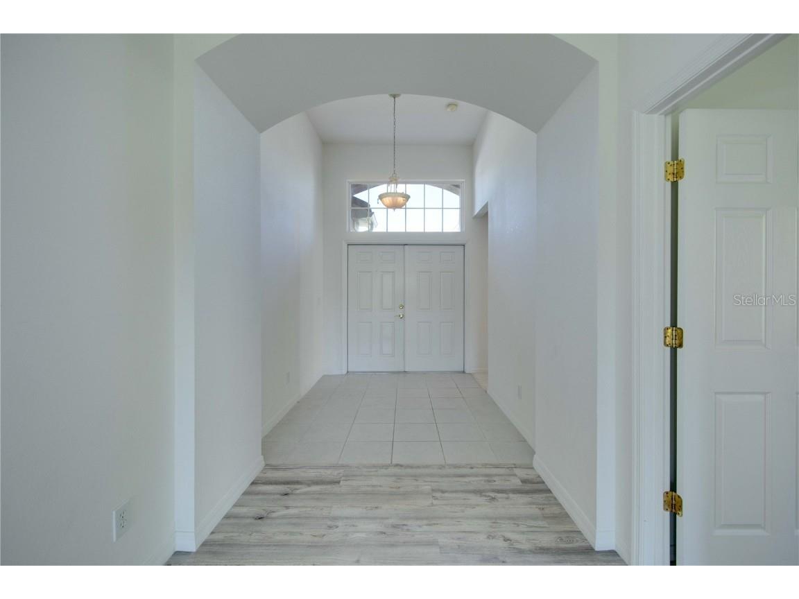 1679 Pinyon Pine Drive Sarasota FL 34240 TB8450617 image5