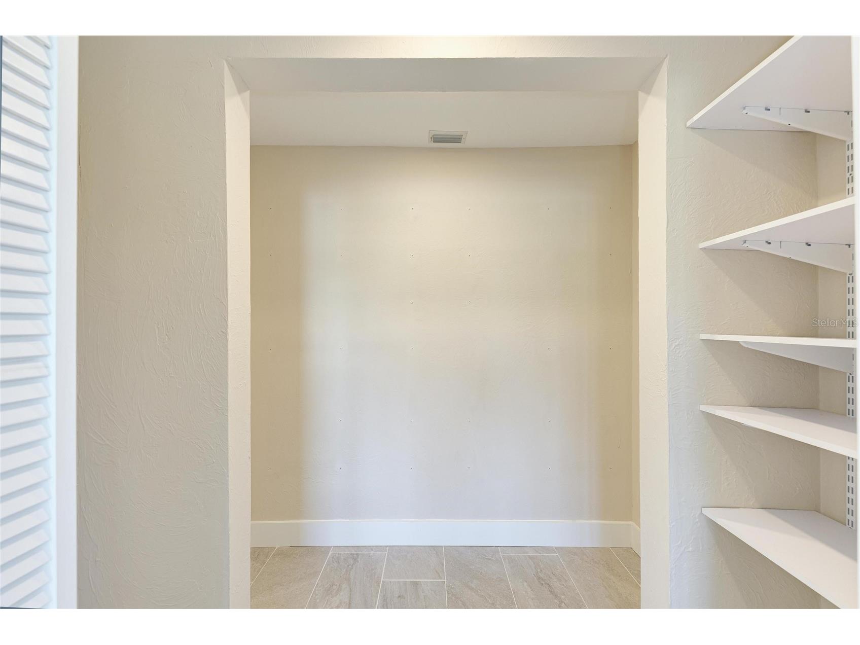 1679 Valley Drive Venice FL 34292 A4684031 image50