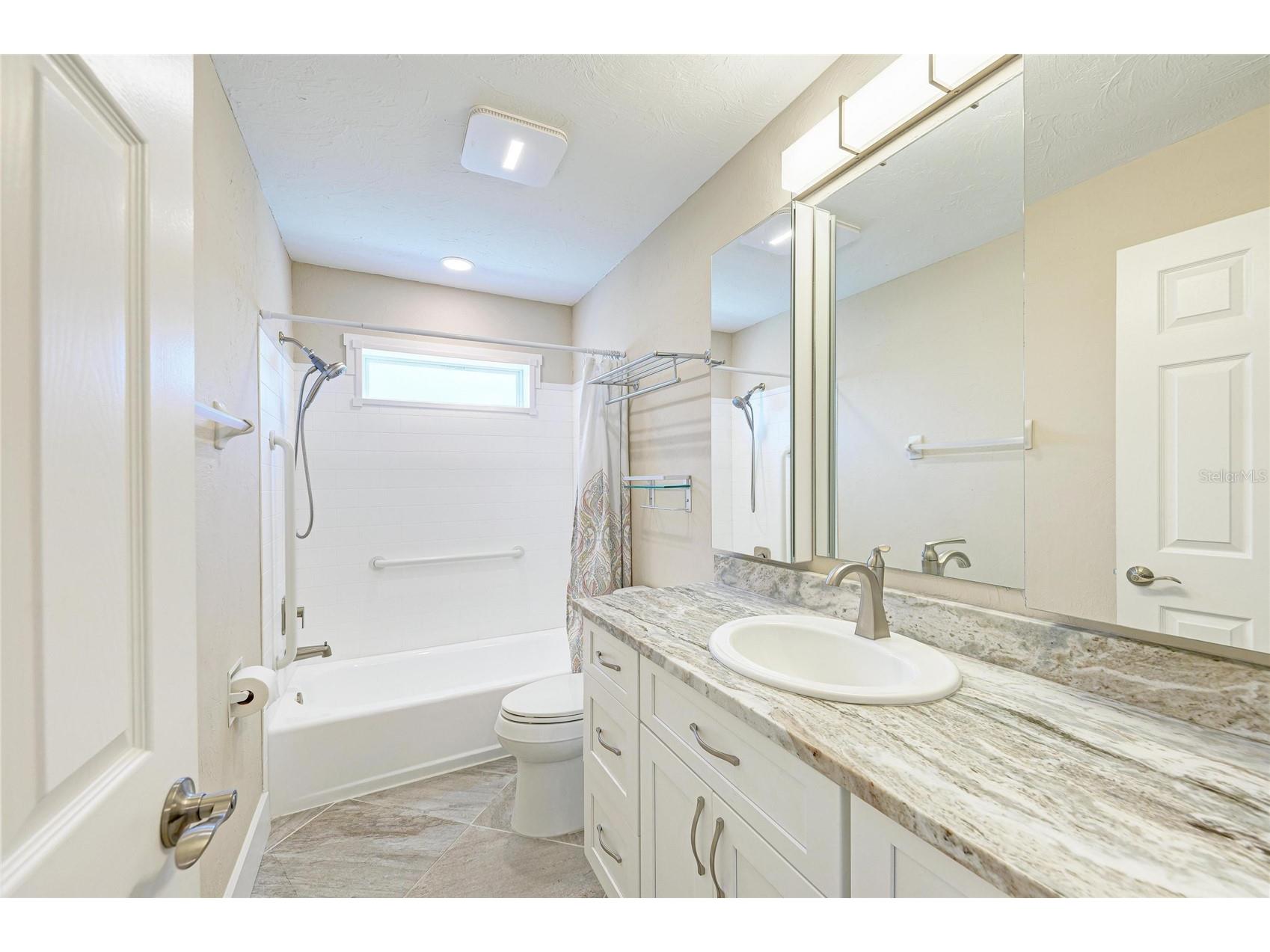 1679 Valley Drive Venice FL 34292 A4684031 image51