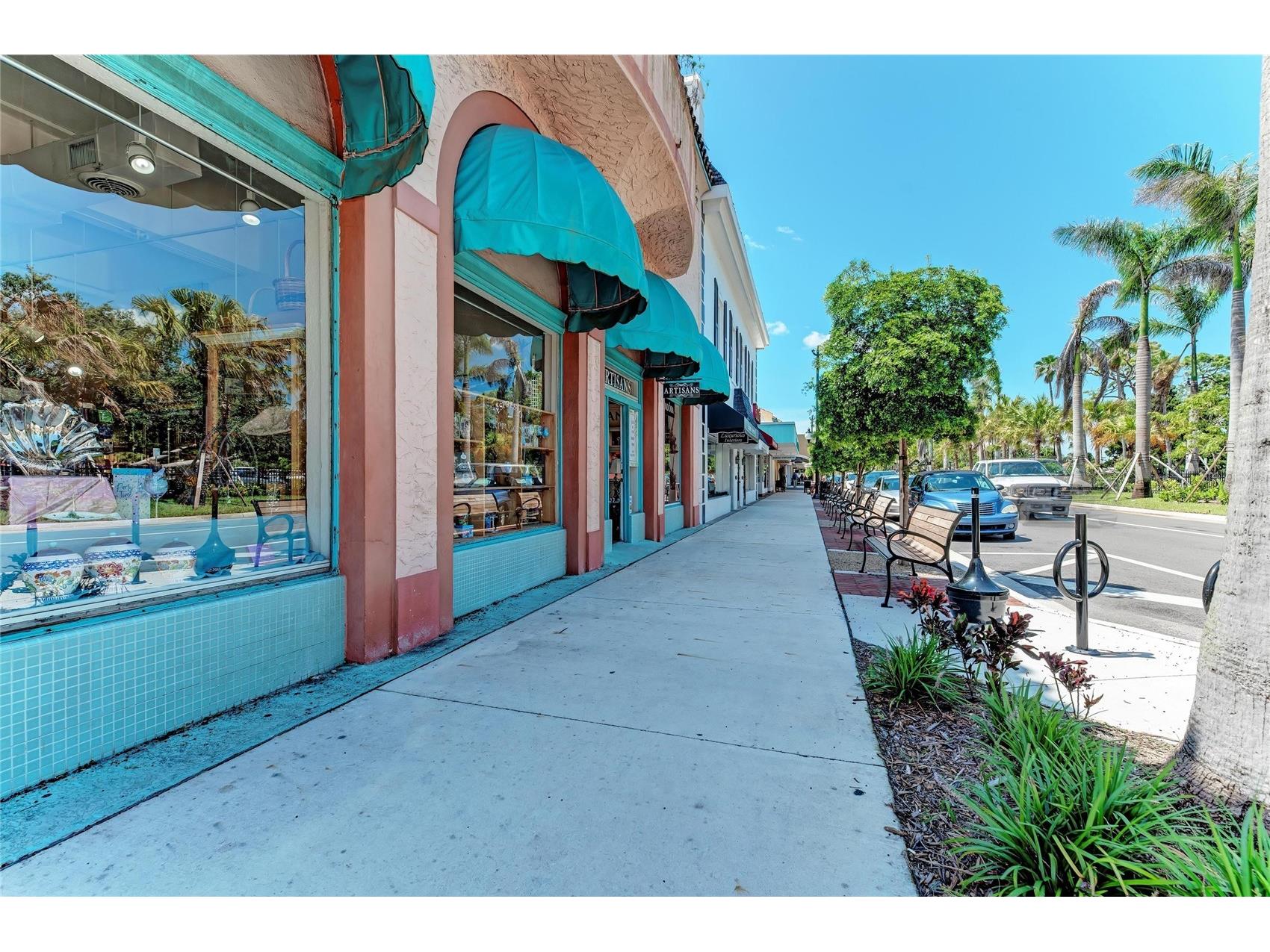 1679 Valley Drive Venice FL 34292 A4684031 image76