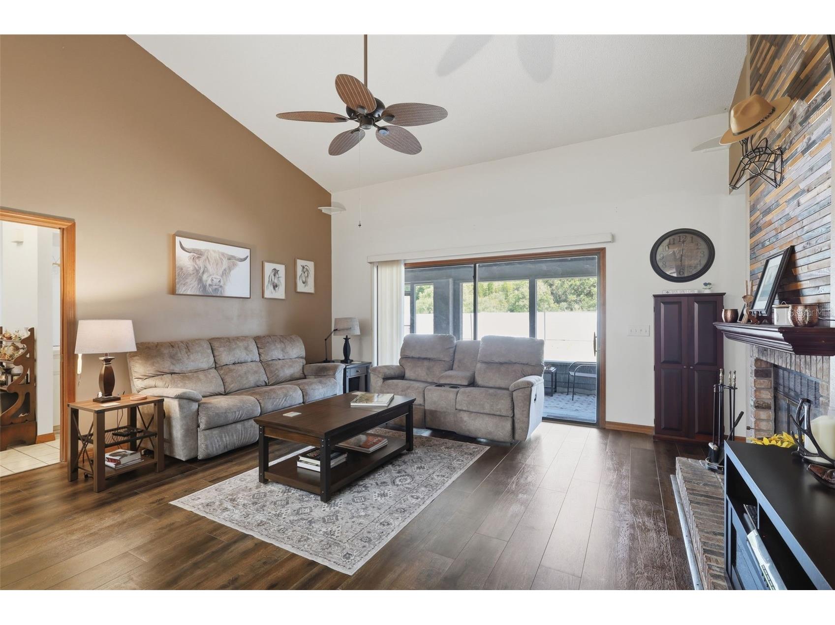 168 Community Drive Debary FL 32713 V4948752 image20
