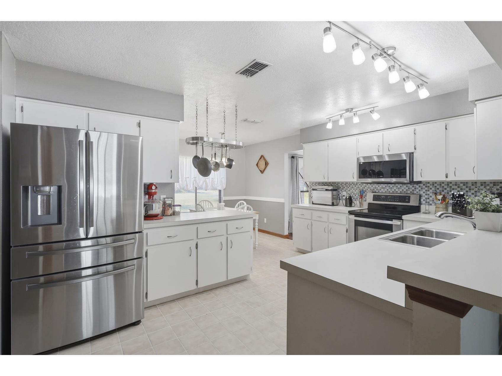 168 Community Drive Debary FL 32713 V4948752 image24