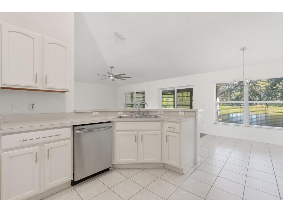 168 Gala Circle Daytona Beach FL 32124 V4945375 image16