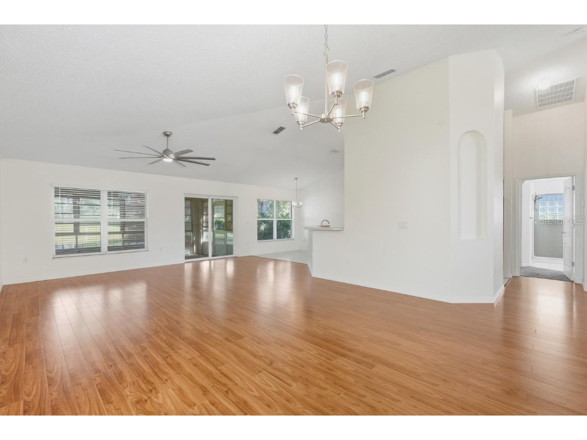 168 Gala Circle Daytona Beach FL 32124 V4945375 image9