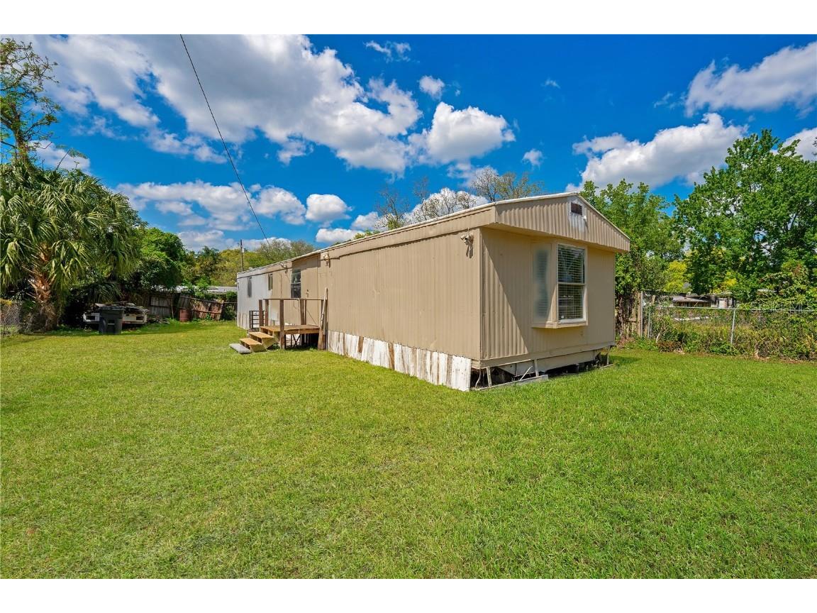168 Manor Avenue Altamonte Springs FL 32714 O6189245 image1
