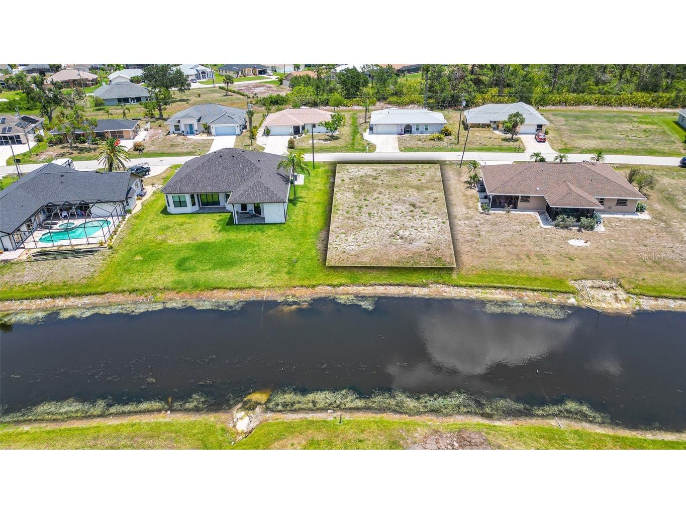 168 Mark Twain Lane Rotonda West FL 33947 N6126879 image1