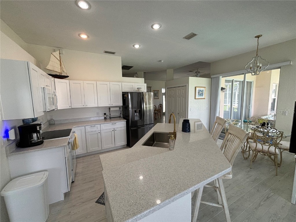 168 Marker Road Rotonda West FL 33947 D6140332 image24