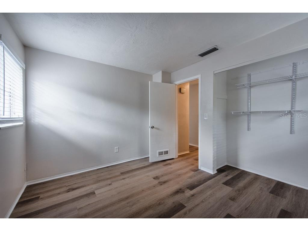 168 Southeast Boulevard N Saint Petersburg FL 33703 TB8449439 image15