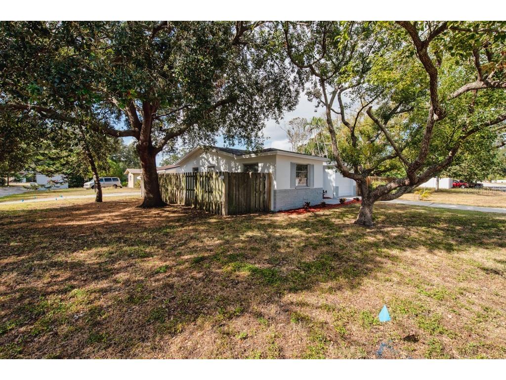 168 Southeast Boulevard N Saint Petersburg FL 33703 TB8449439 image28