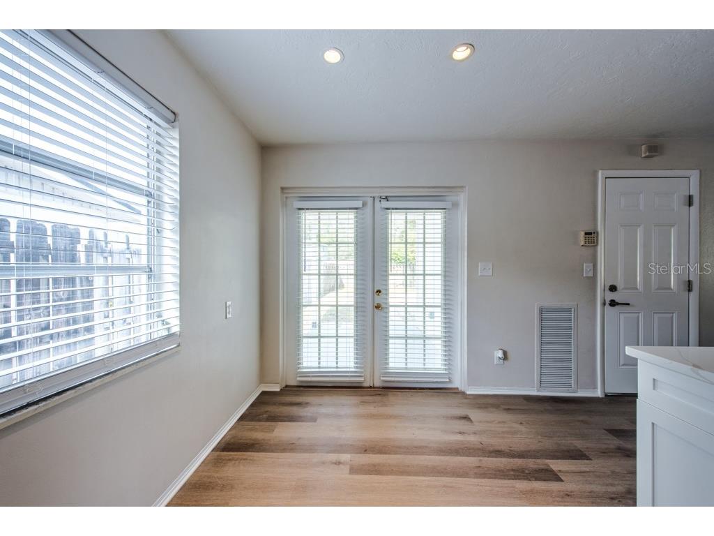 168 Southeast Boulevard N Saint Petersburg FL 33703 TB8449439 image9