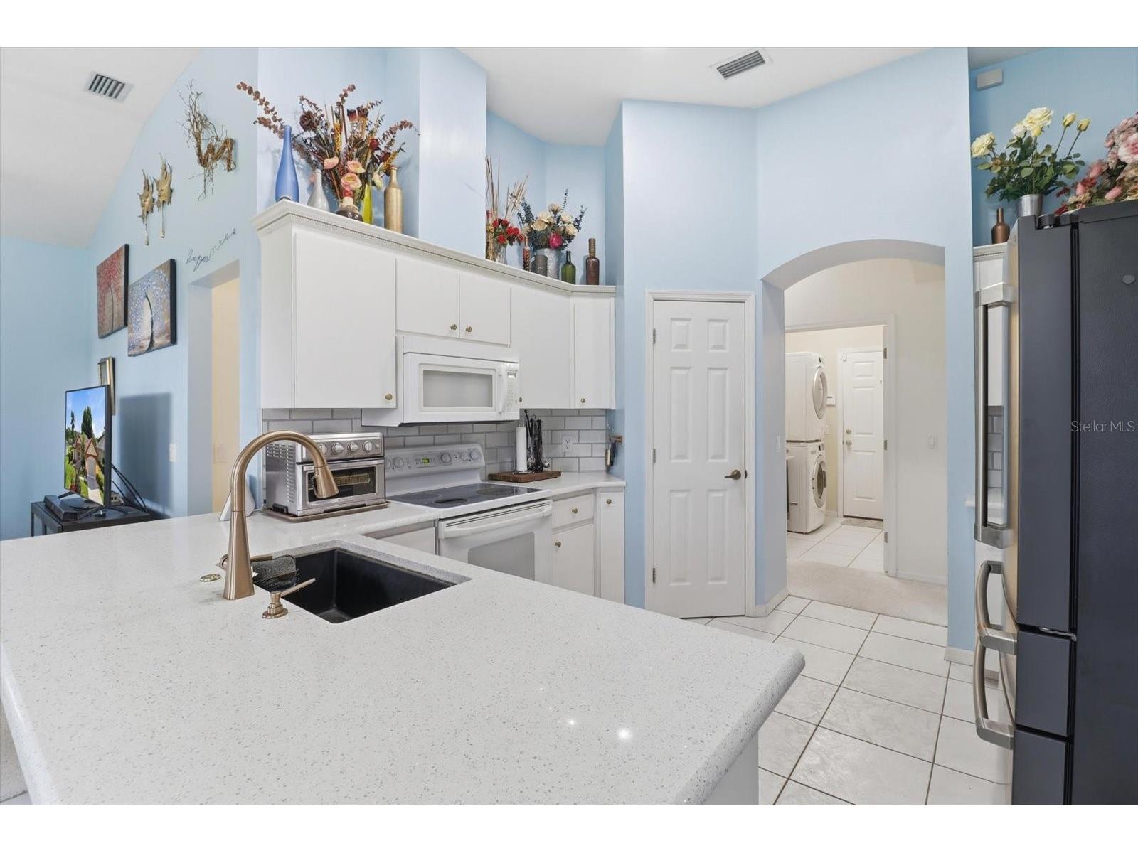 168 W Romany Loop Beverly Hills FL 34465 TB8516445 image3