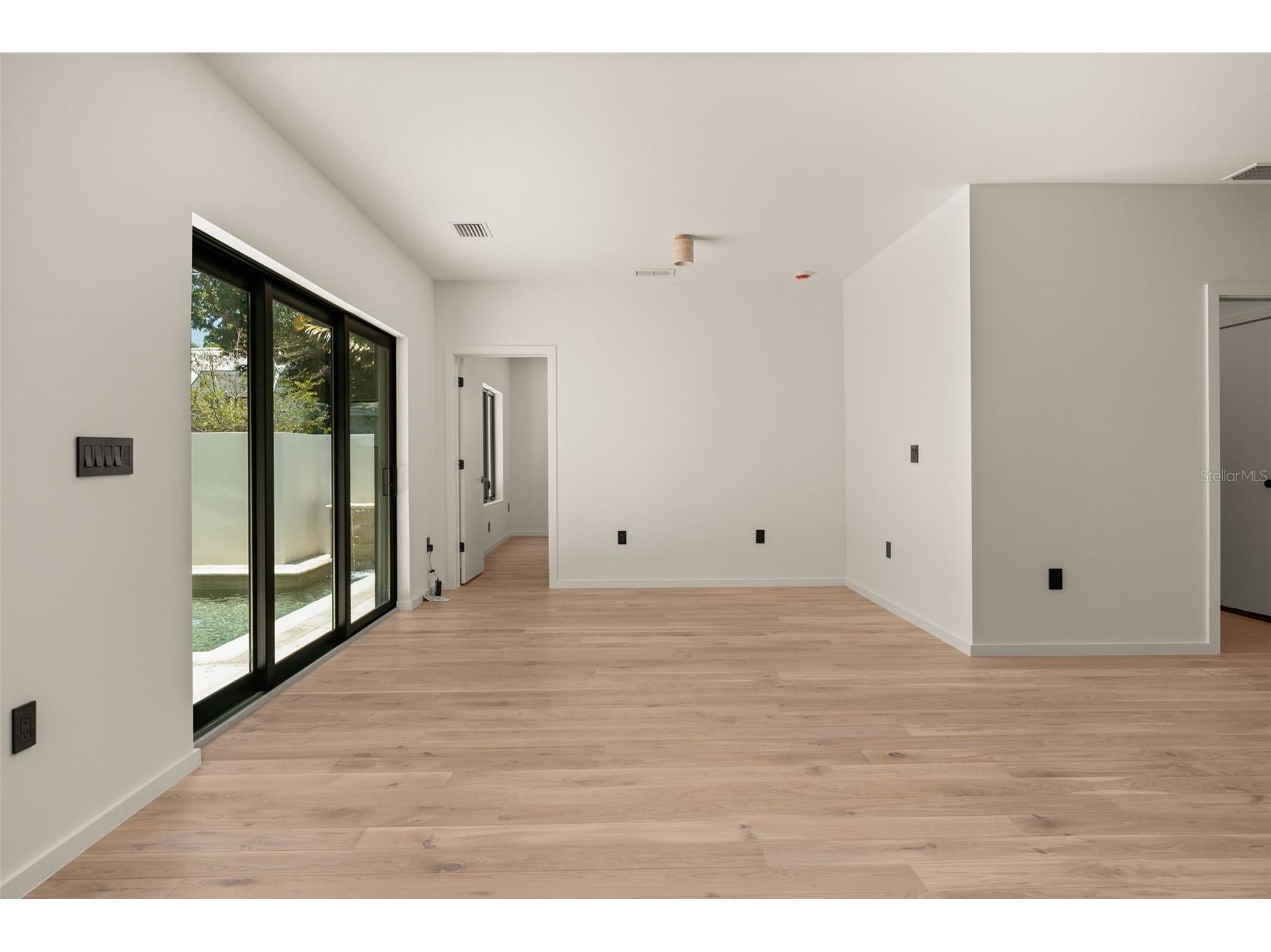 1680 Cherry Lane Sarasota FL 34236 A4698379 image30