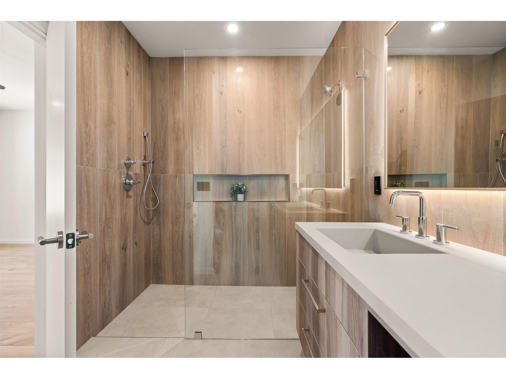 1680 Cherry Lane Sarasota FL 34236 A4698379 image39