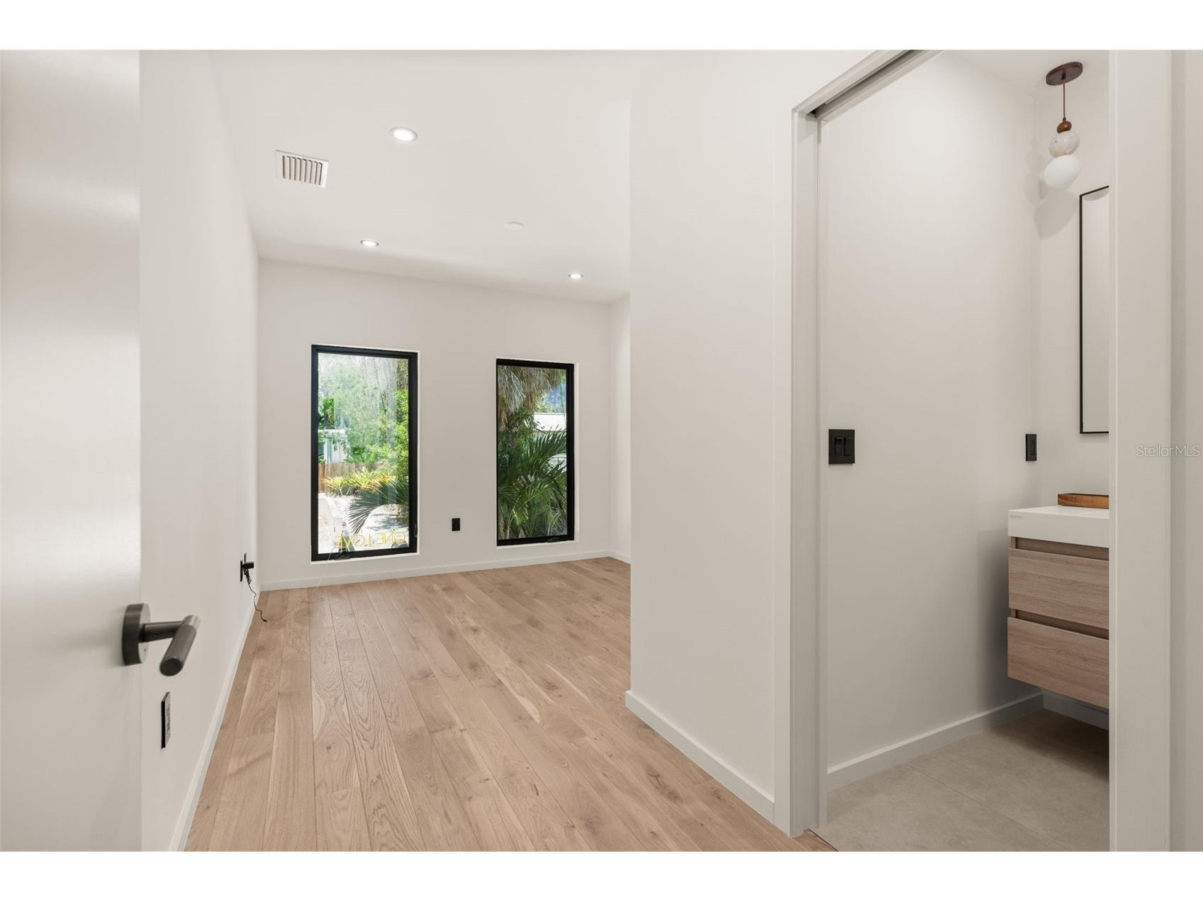 1680 Cherry Lane Sarasota FL 34236 A4698379 image41